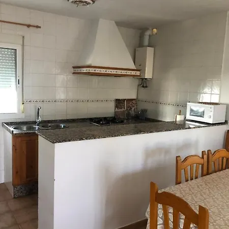 Casas Juani- Con Piscina בית נופש קוניל דה לה פרונטרה
